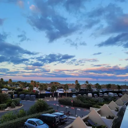 Apartment Avec Terrasse Heliopolis Agde